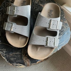 Hey Girl by Corkys Size 7